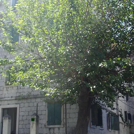 Apartment Sretna -