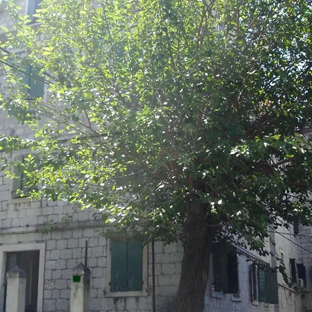 Apartment Sretna -